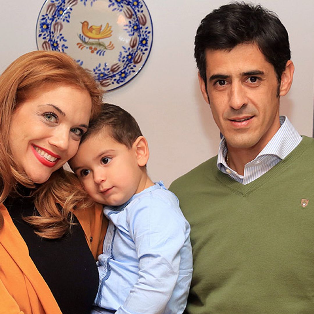 Víctor Janeiro y Beatriz Trapote celebran por adelantado el segundo cumpleaños de su hijo
