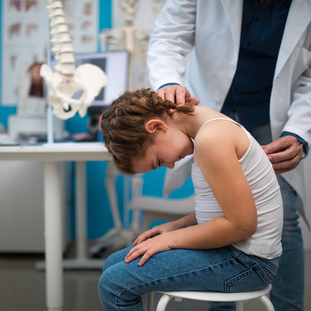 Qué es la dermatomiositis juvenil y cómo afecta a los niños y adolescentes