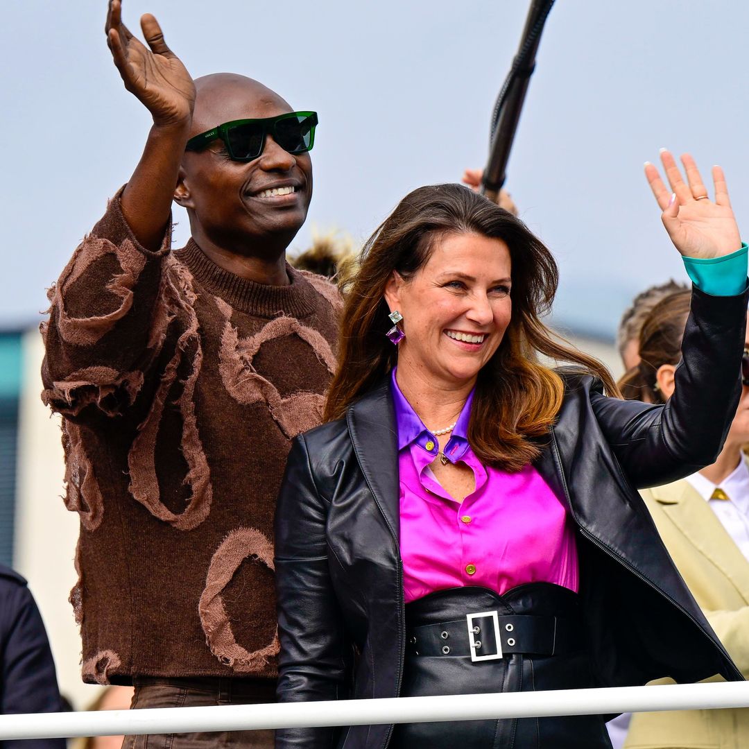 El viaje sorpresa de la princesa Marta Luisa y Durek Verrett a Barcelona mientras la Corona noruega se tambalea
