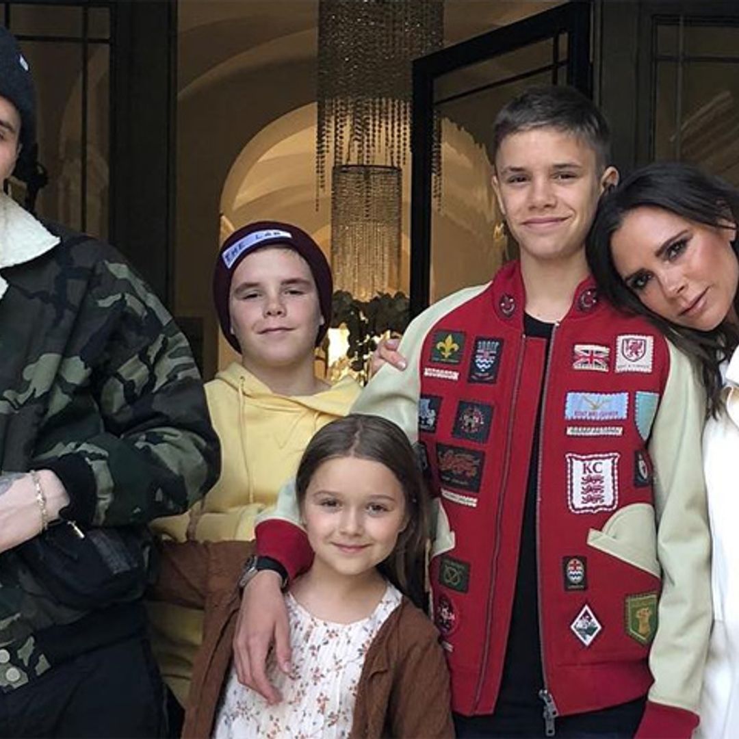 Victoria Beckham cumple 44 años con su foto más familiar