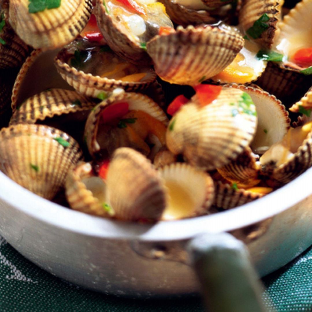 Berberechos con ajo y chile