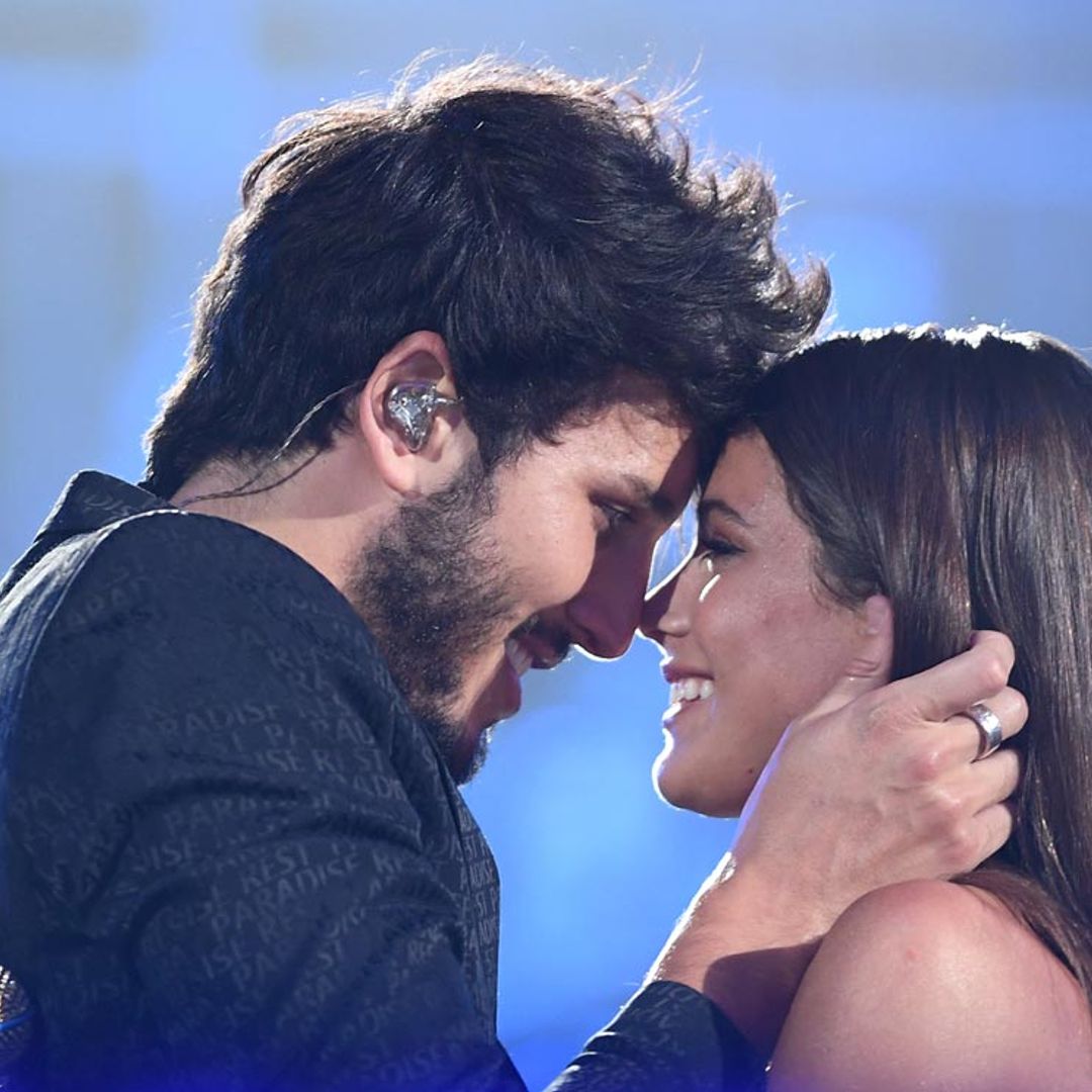 Sebastián Yatra y Tini Stoessel celebran con un 'te quiero' su último triunfo