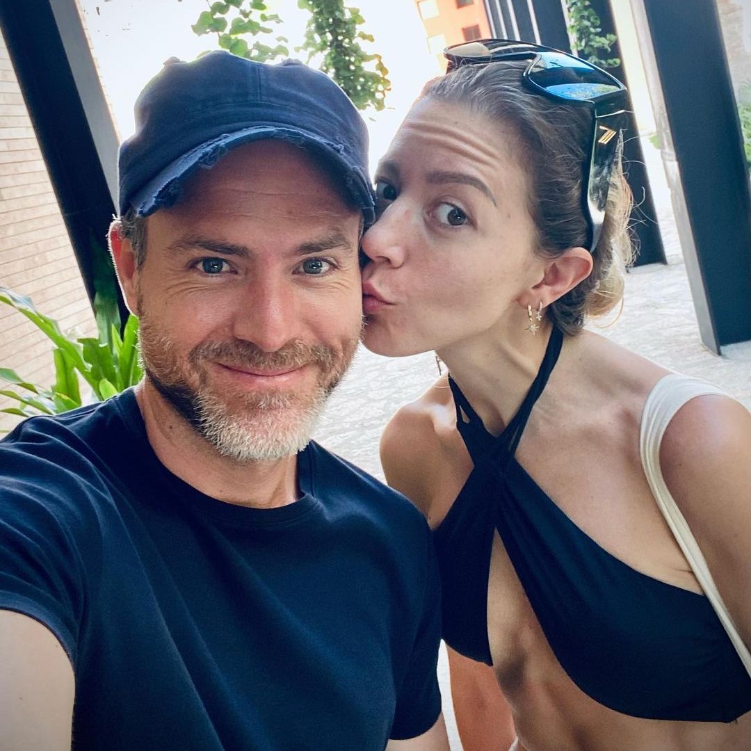 Desde Punta Mita, Fernanda Castillo y Erik Hayser festejan 10 años de amor