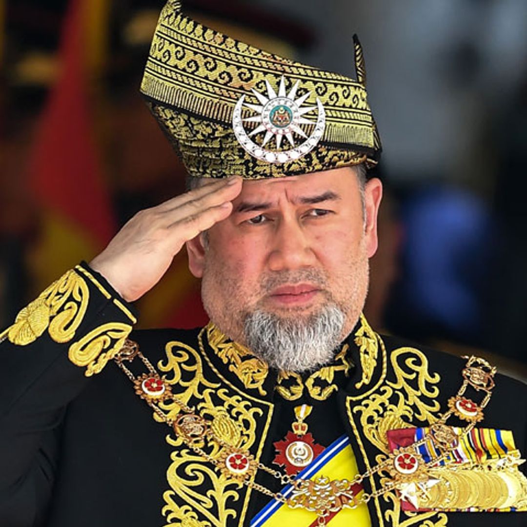 El Rey de Malasia renuncia al trono de forma inesperada tras casarse con Miss Moscú
