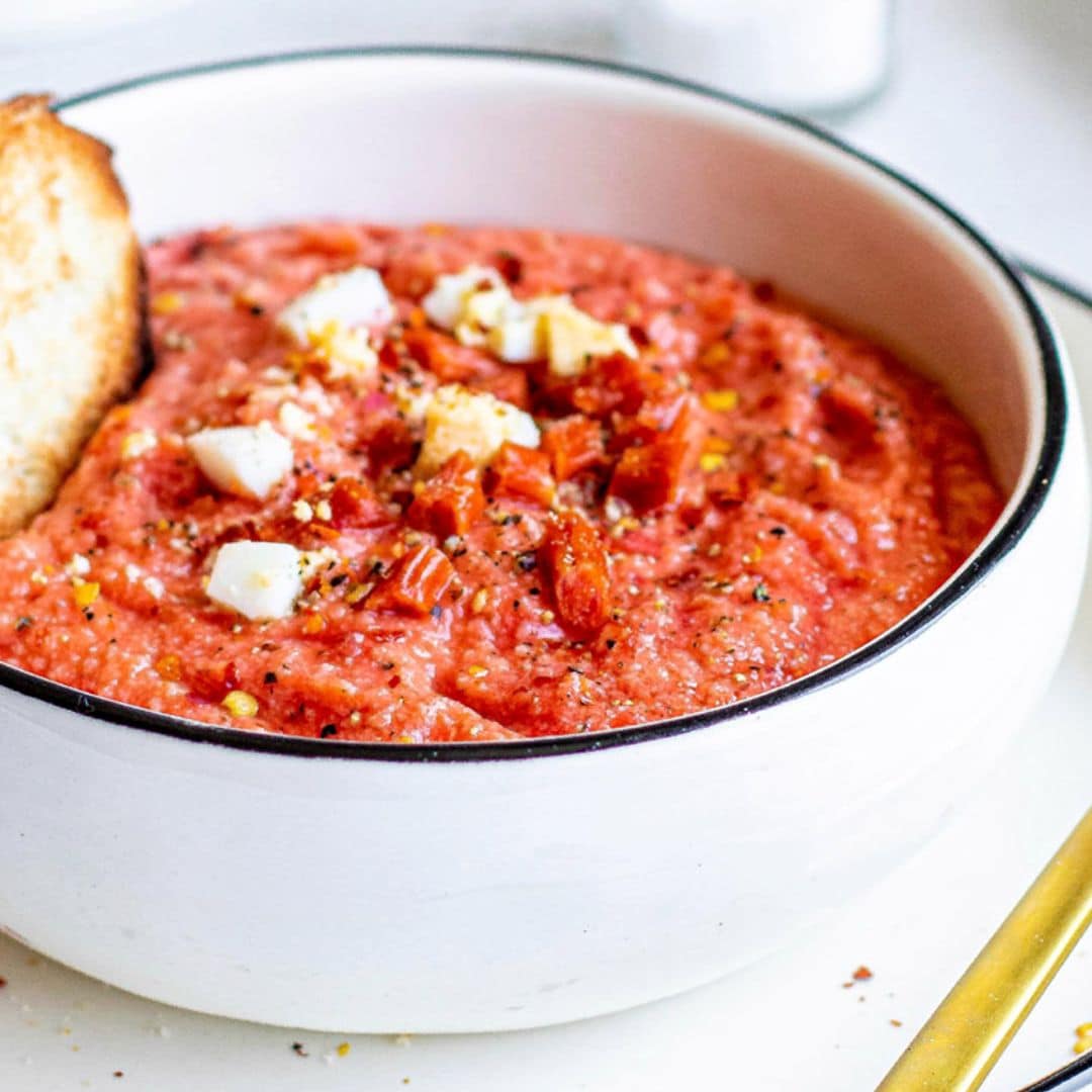Sandía, mango, cerezas, naranja… ¡échale fruta a tus recetas de salmorejo!