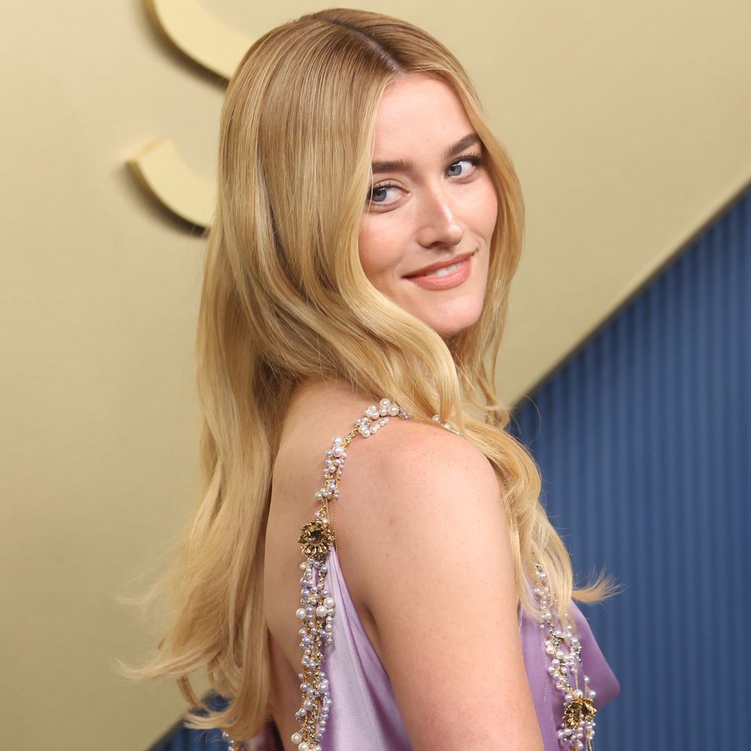 Sarah Pidgeon en los premios Emmy 2026