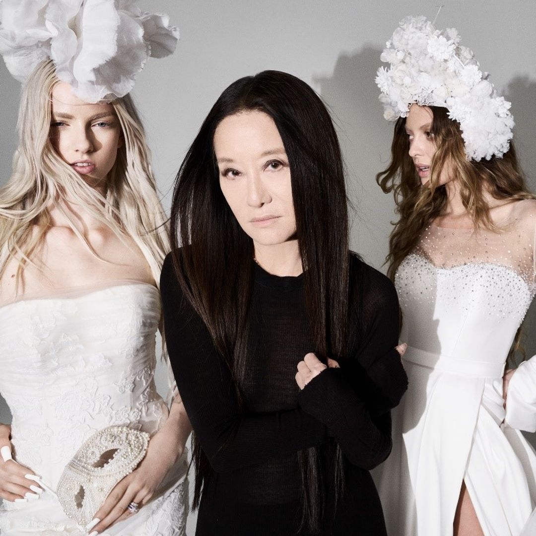 Fracasó como patinadora olímpica, diseñó su primer vestido de novia a los 40 años y cambió la moda para siempre: la sorprendente historia de Vera Wang