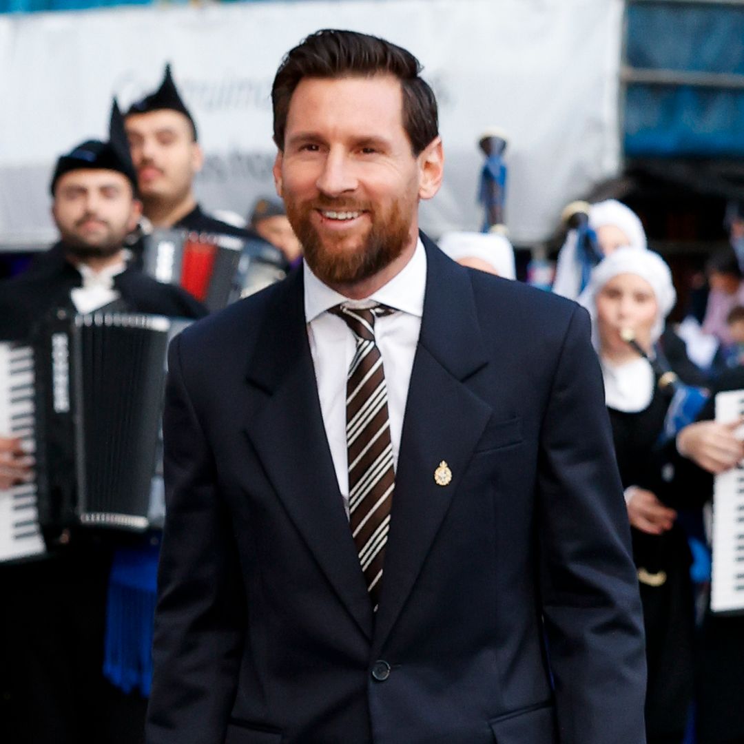 De Leo Messi a Paloma Rocasolano y Luis de la Fuente: todos los invitados en el Teatro Campoamor