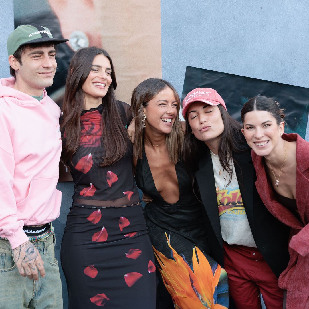 El grupo formado por Alex Domènech, Susana Molina, Melyssa Pinto, Alba Paul y Marta Riumbau