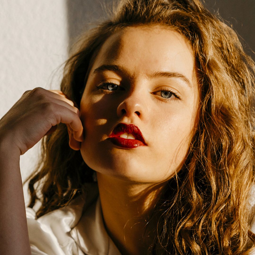 Vuelven los 'Cherry Coke Lips': cómo conseguir el color de labios más tendencia