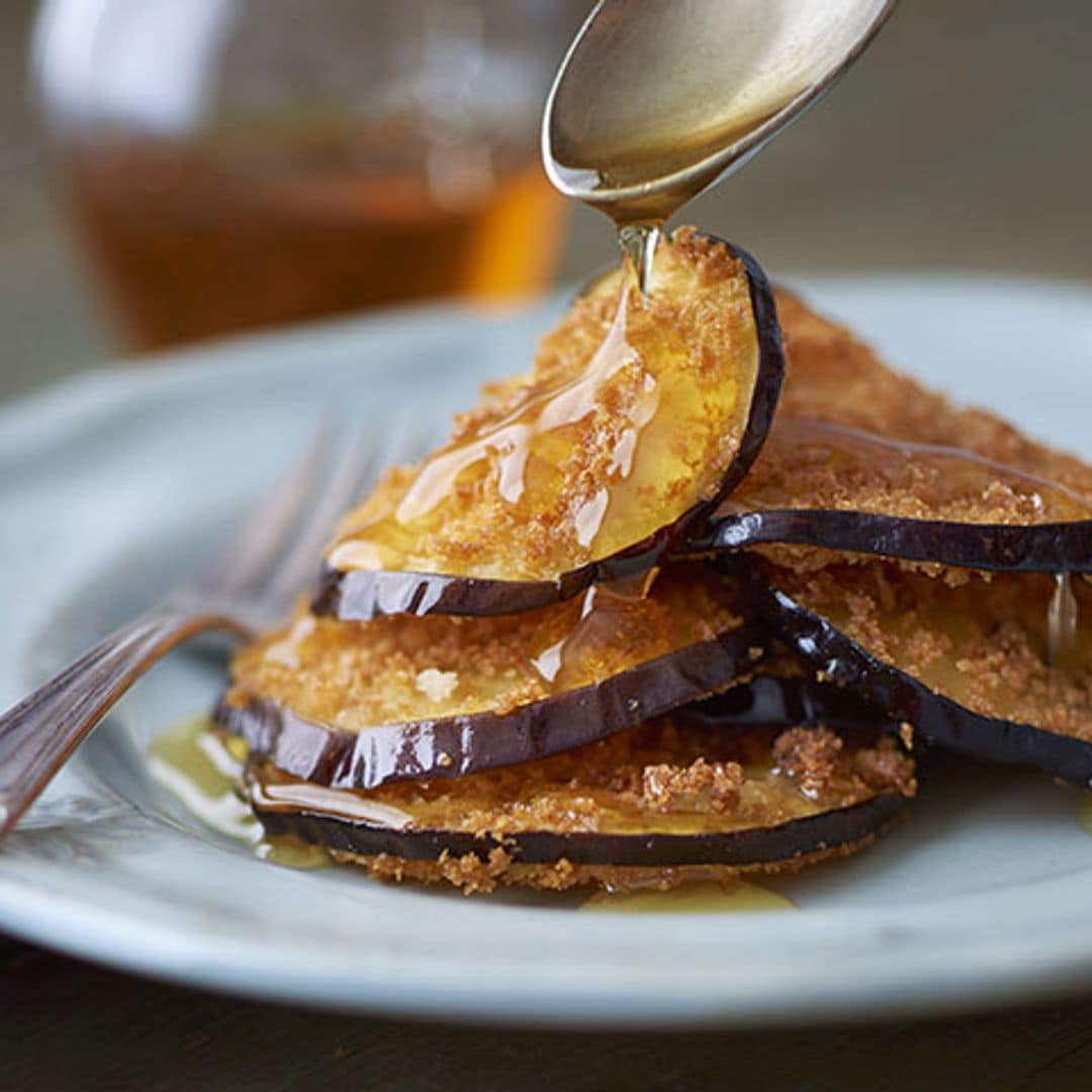Berenjenas crujientes con miel de caña