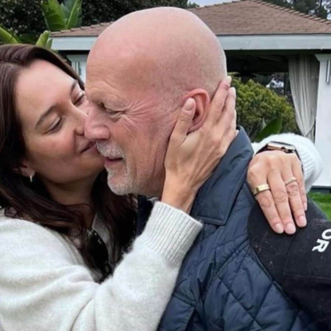 Emma Heming comparte tiernas imágenes con Bruce Willis para celebrar su 16º aniversario juntos