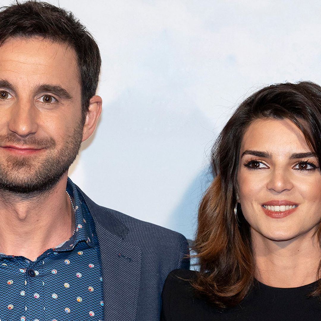 EXCLUSIVA: Dani Rovira se recupera en casa junto a Clara Lago tras pasar por el quirófano