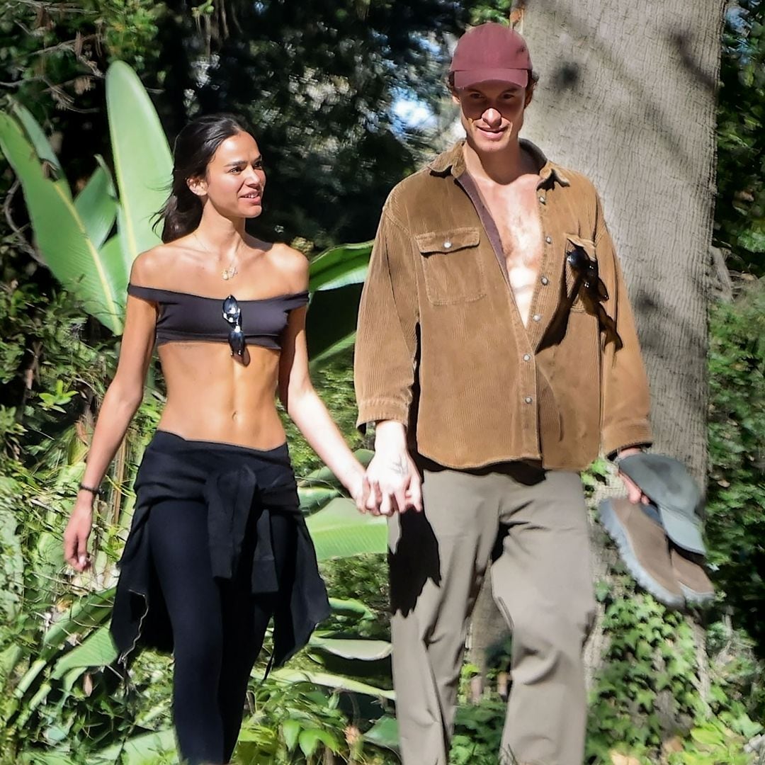 El cantante Shawn Mendes oficializa su relación con la brasileña Bruna Marquezine tras meses de rumores