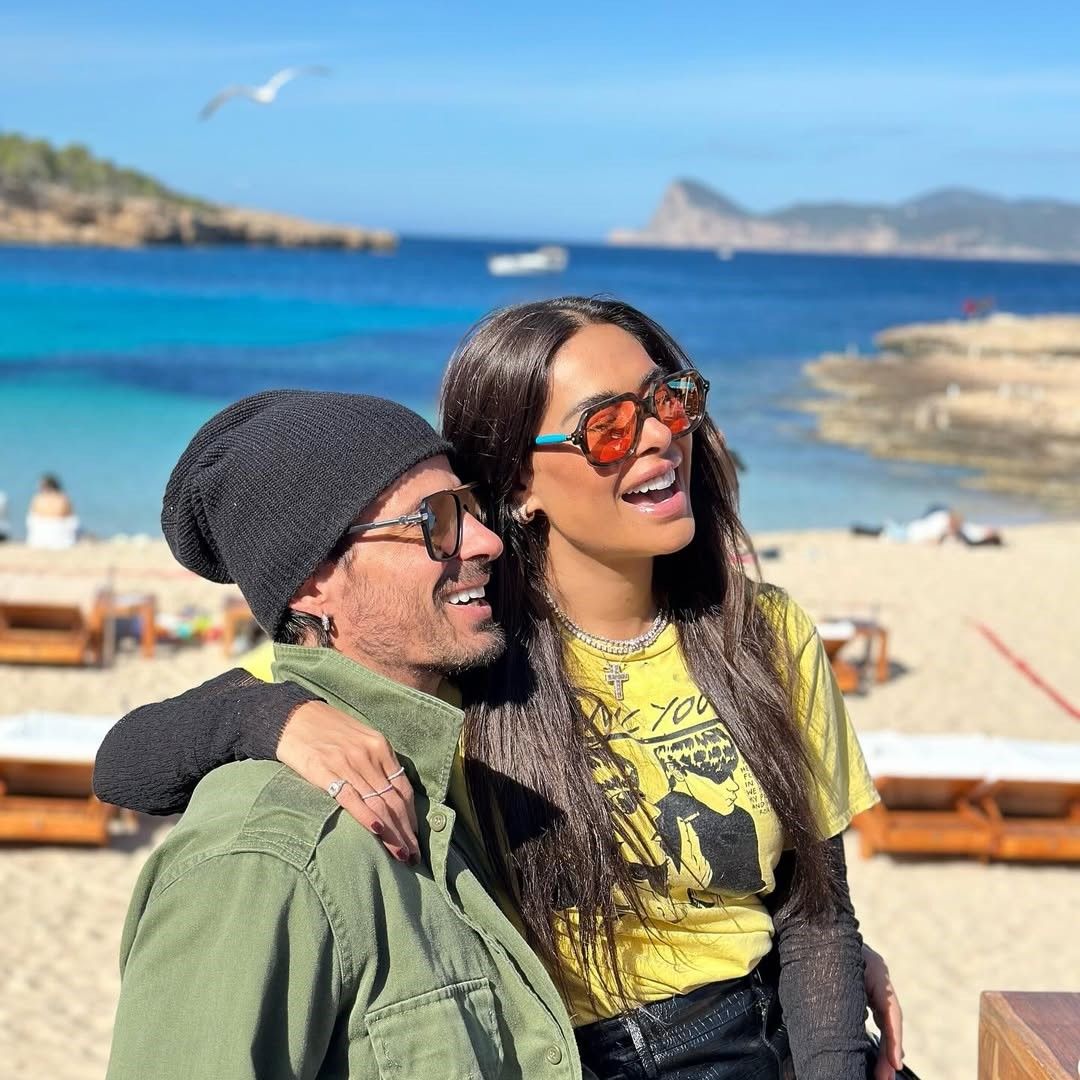 Galilea Montijo y sus románticas vacaciones en la playa con su novio