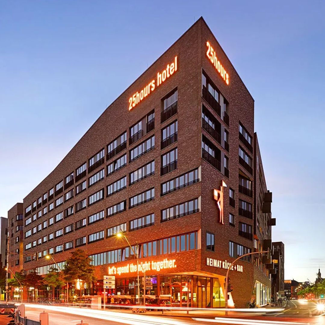 25 hours hotel