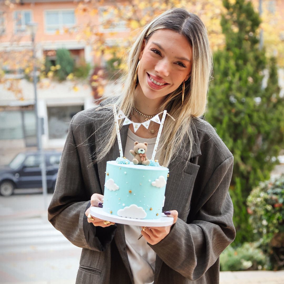 Alejandra Rubio se pronuncia sobre un posible encuentro de su madre y Mar Flores en Navidad: "Cuando hay tanta expectación fuera, te pone en un lugar como de agobio"