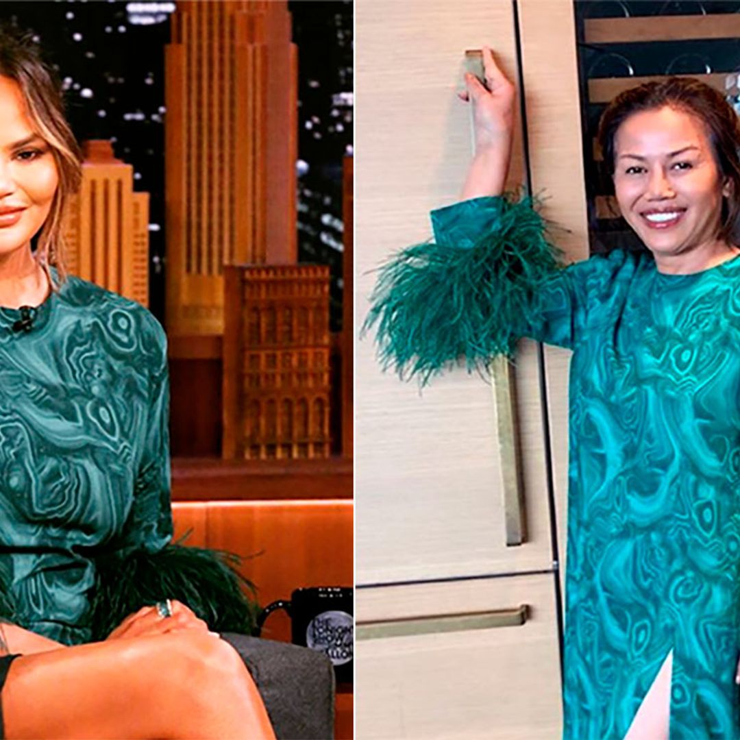 La madre de Chrissy Teigen le 'roba' un vestido y pregunta a sus fans: ¿Quién lo lleva mejor?