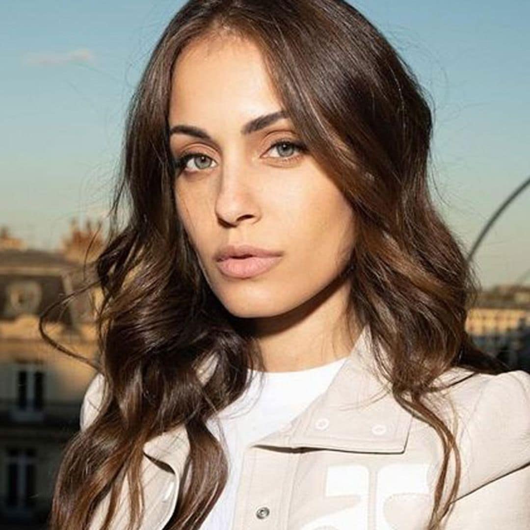 Hiba Abouk acierta en su última cita FASHION con el look futurista favorito de las 'celebrities'