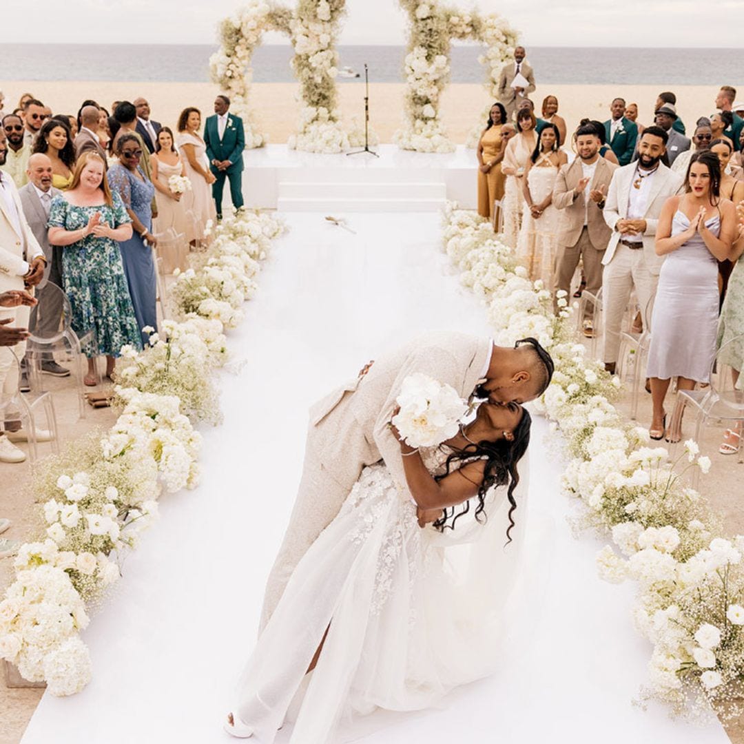 Entramos en la mágica boda de Simone Biles: zapatillas personalizadas, una tarta de siete pisos y un rompedor baile