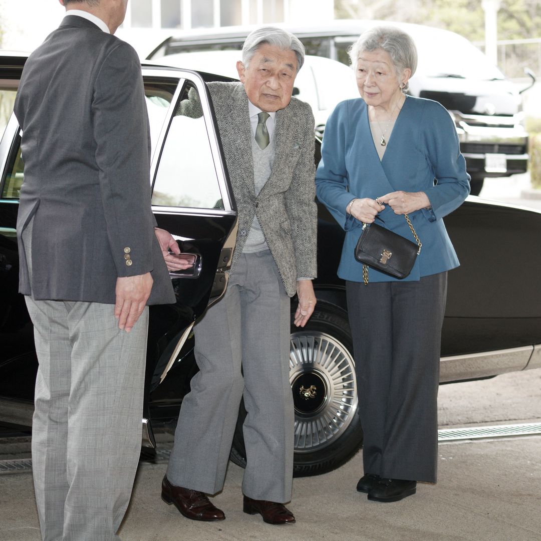 Preocupa la salud de Akihito de Japón: hospitalizado a los 91 años para pruebas cardíacas