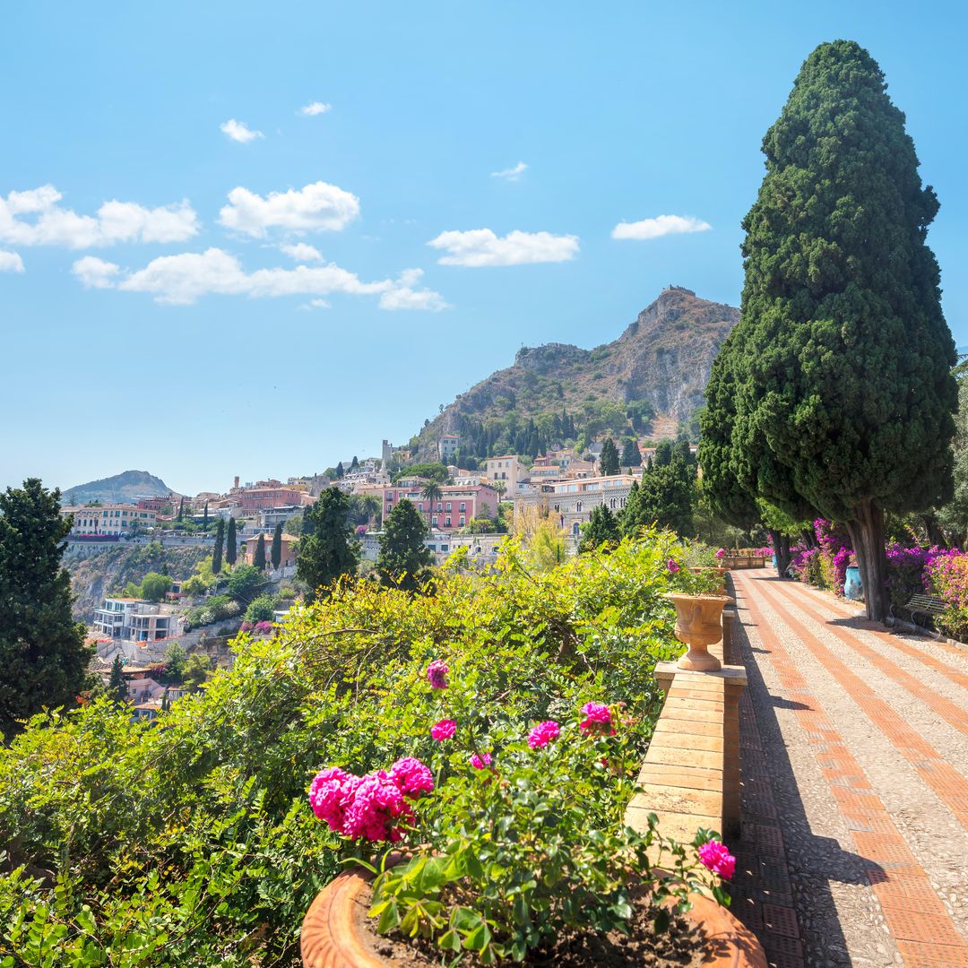 Parque público de Taormina, Sicilia, Italia