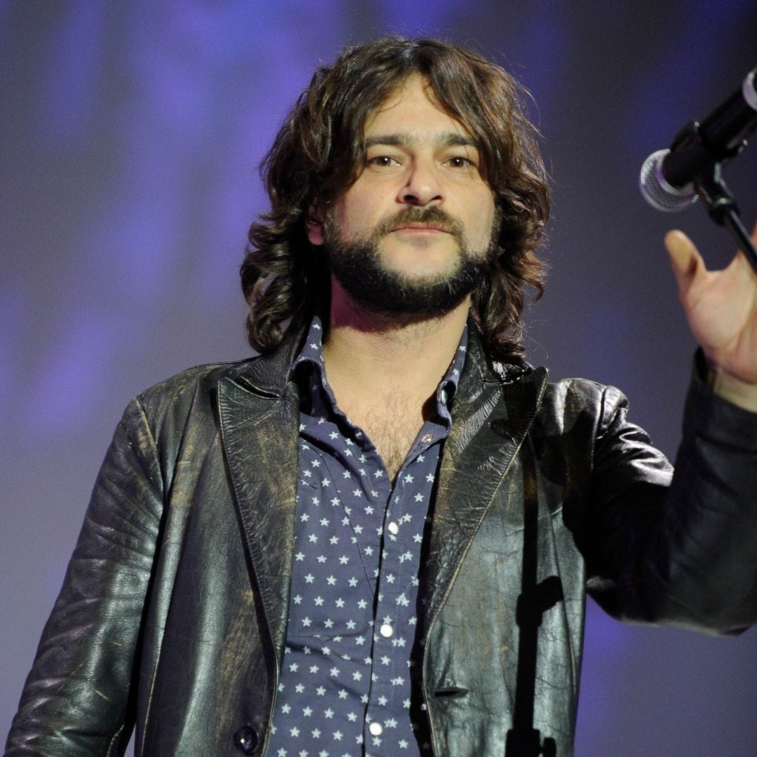 Quique González cuenta como surgió el tema "Aunque tú no lo sepas" interpretado por Enrique Urquijo: "Le debí caer bien"