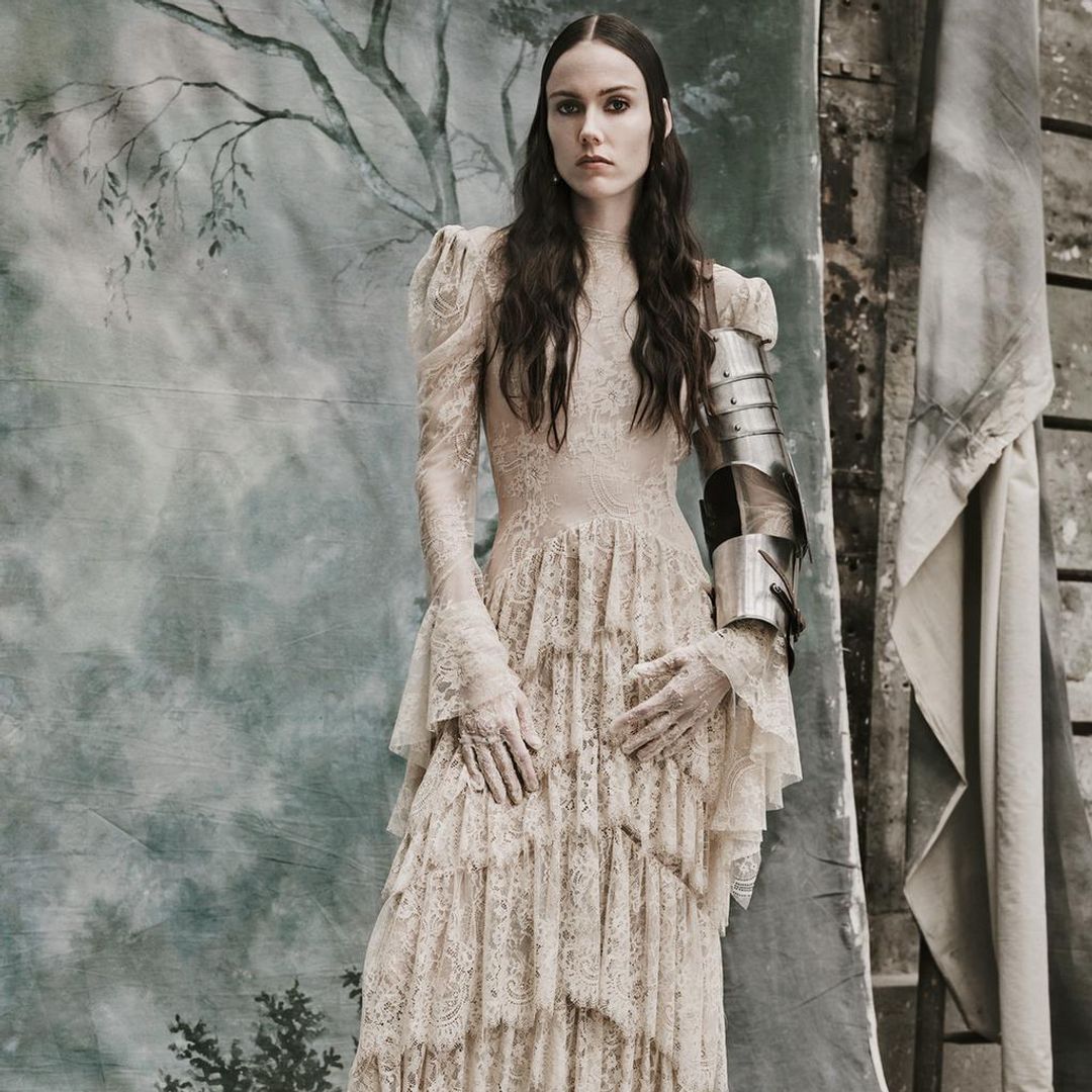 ¿Se puede ir FASHION en Halloween? Estas 10 prendas te resuelven el disfraz y las seguirás llevando todo el invierno
