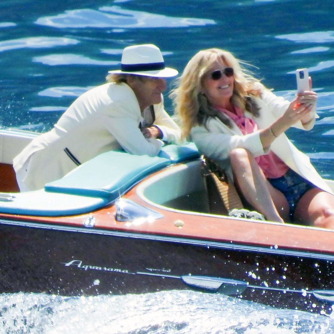 La ‘dolce vita’ de Rod Stewart a sus 80 años: las fotos de sus vacaciones con Penny Lancaster