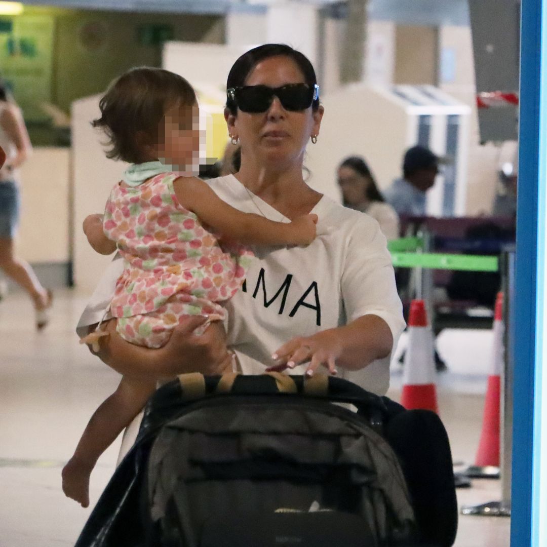 Anabel Pantoja reaparece junto a su hija Alma cuatro días después del informe forense que señala a su pareja: las imágenes y su reacción
