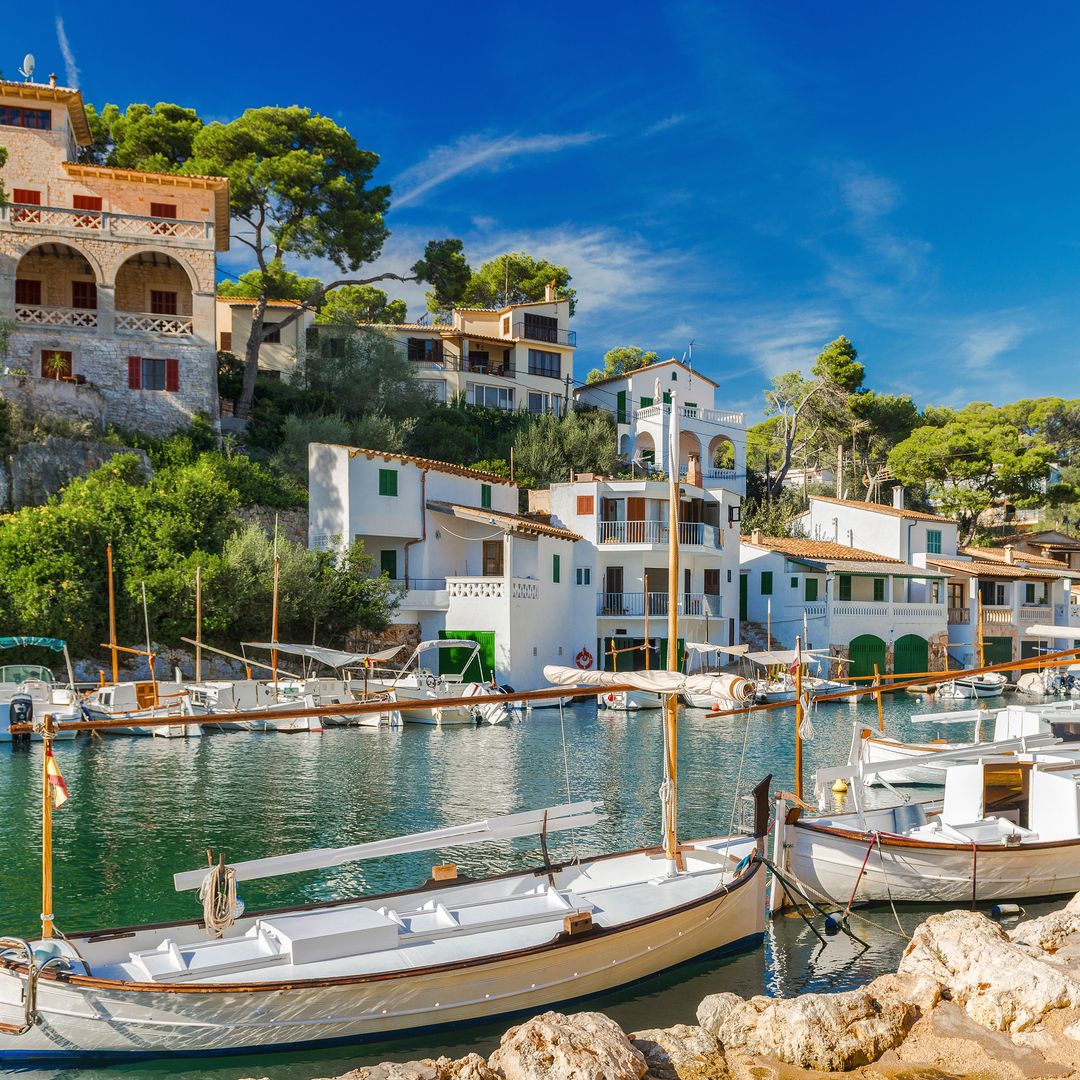 La ruta más bonita por el sur de Mallorca: playas vírgenes, calas turquesa y pueblos marineros