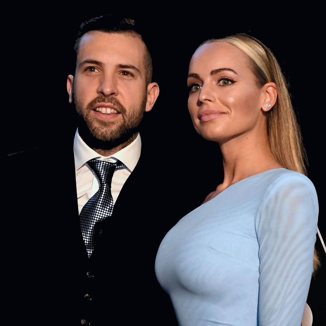 Jordi Alba se retira del fútbol con una emotiva carta dedicada a su mujer, Romarey Ventura, y sus tres hijos