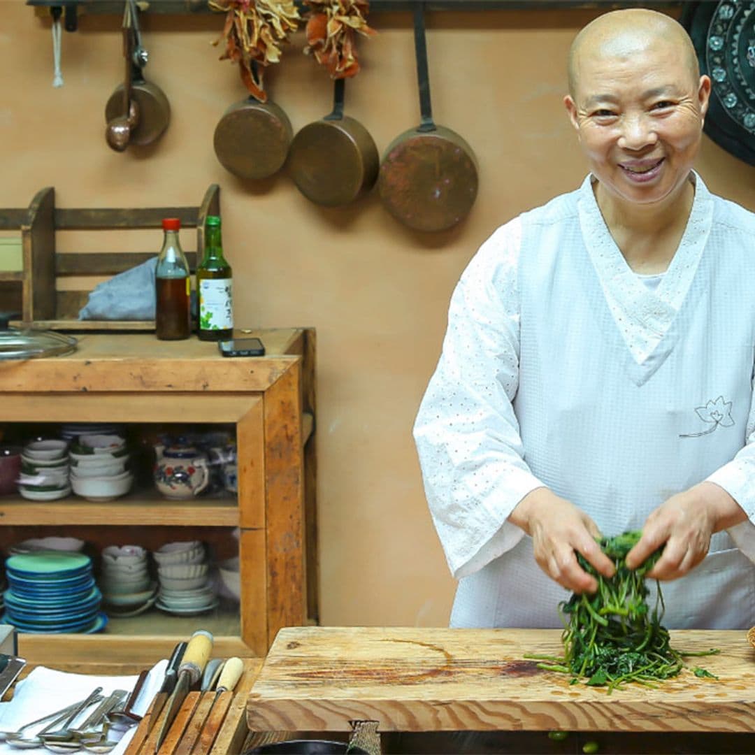 Jeong Kwan: ¿Por qué los grandes chefs admiran tanto la cocina de esta monja budista?