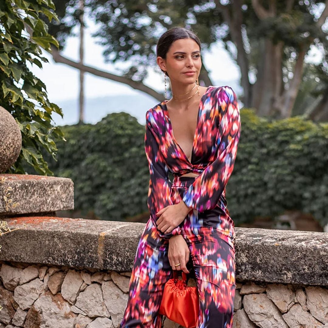 Doce alternativas al vestido para invitadas que se atrevan con las nuevas tendencias