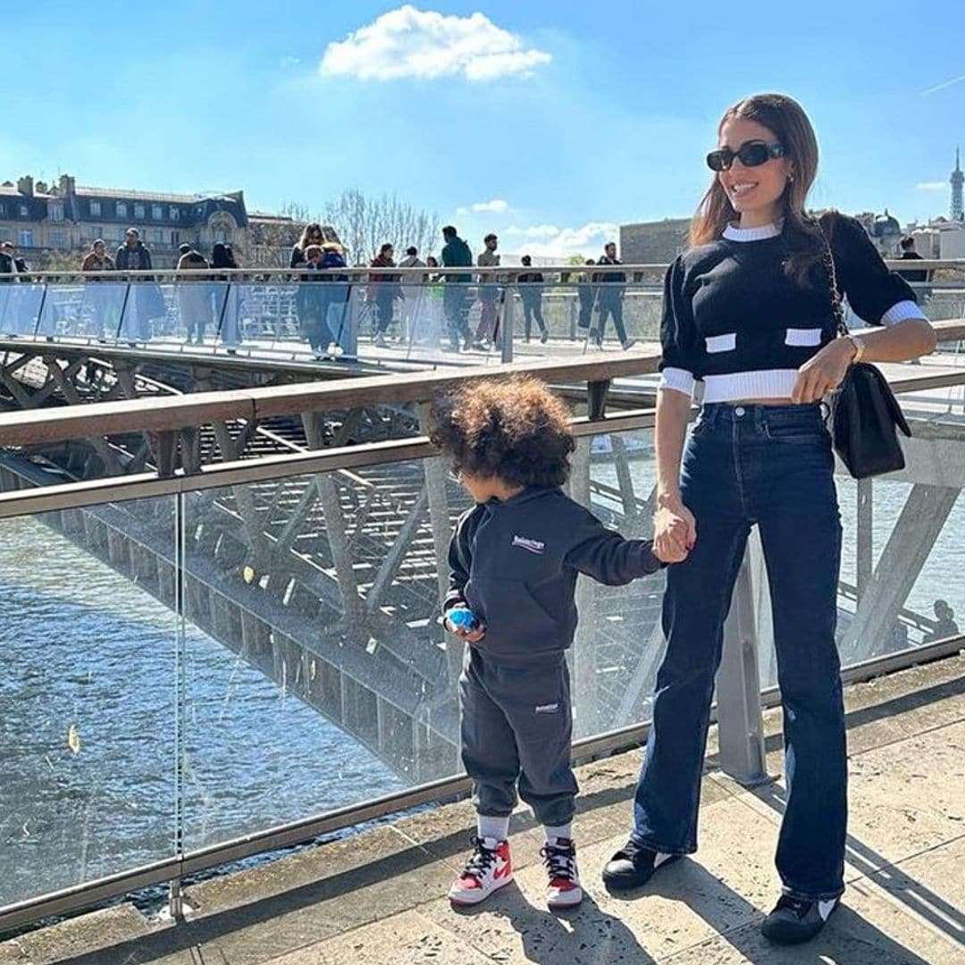 Las imágenes más bonitas de Hiba Abouk con sus hijos: 'Muero por los míos'