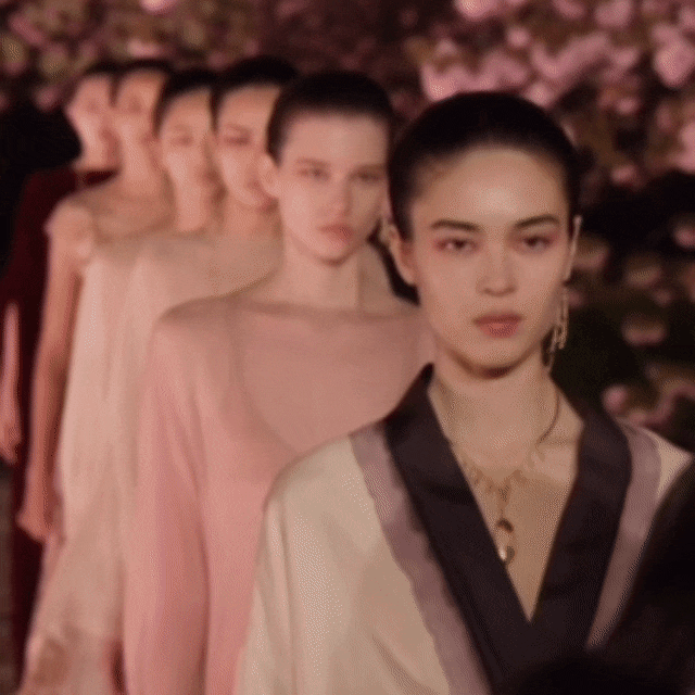 Dior viaja hasta Kioto para homenajear el 'savoir-faire' japonés en su último desfile