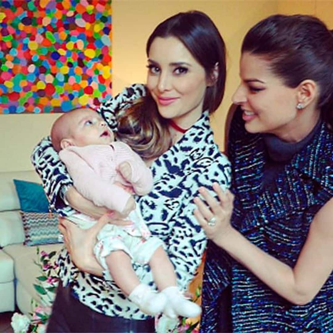 ¡Mexicanas en París! Deborah Hung y su tierno encuentro con Amaïa, la hija de Bárbara Coppel