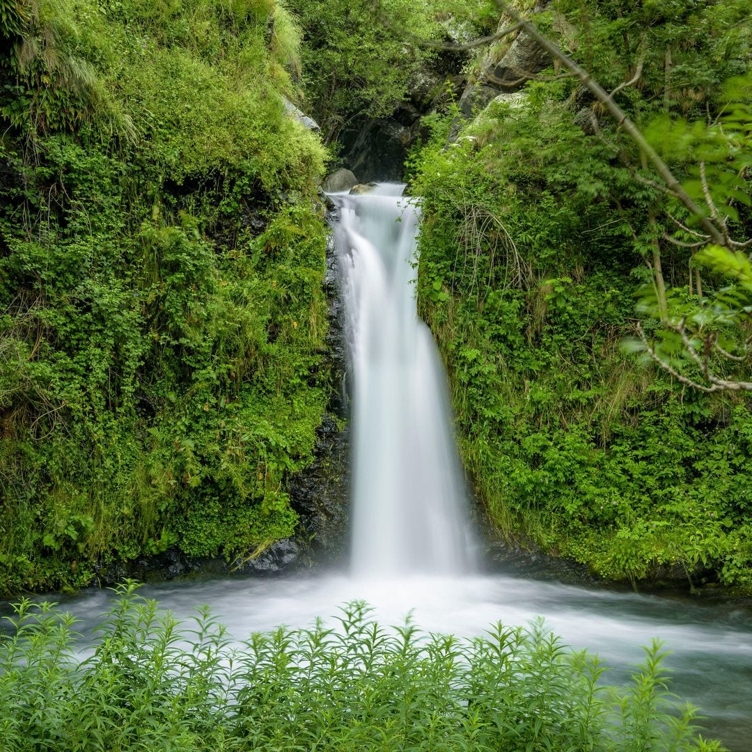 Cascada del río Flamisell en Vall Fosca, cerca de la localidad de Capdella, LLeida