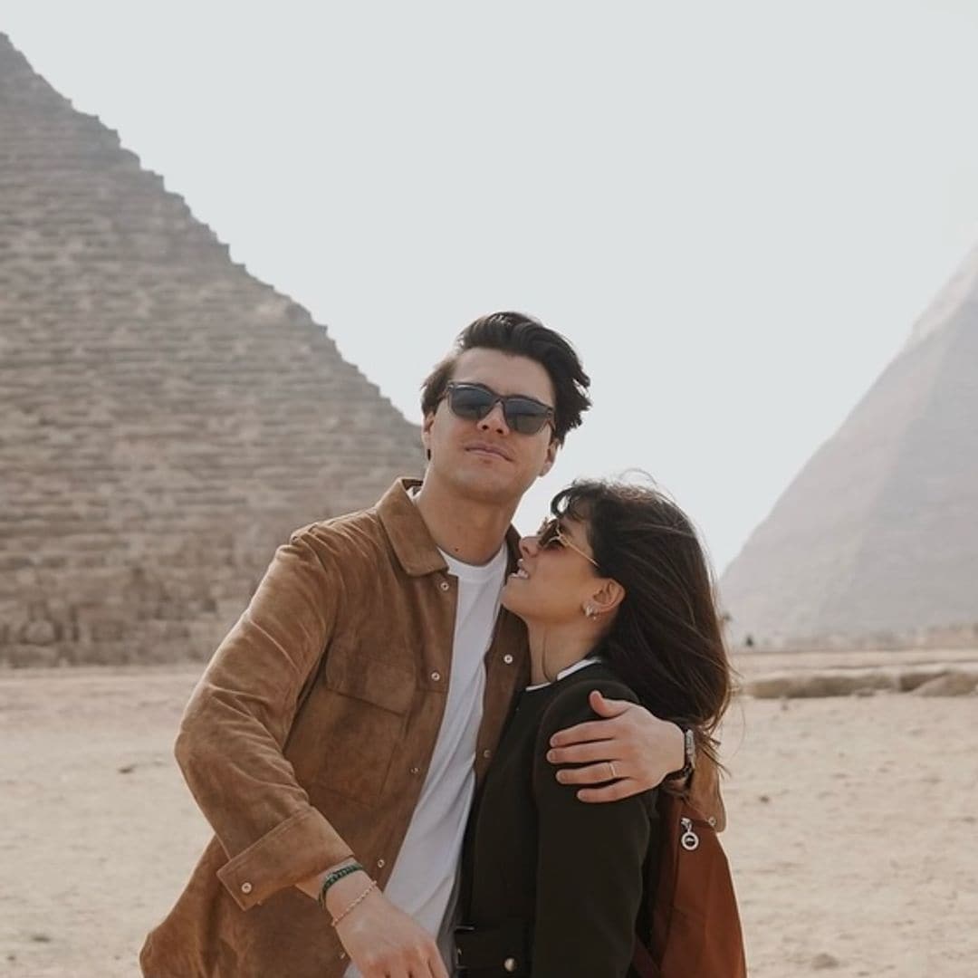 Paulina Peña Pretelini y Fernando Tena celebran tres años de matrimonio con un romántico posado