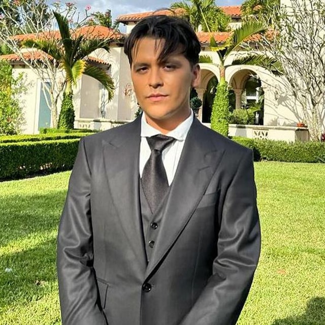 christian nodal
