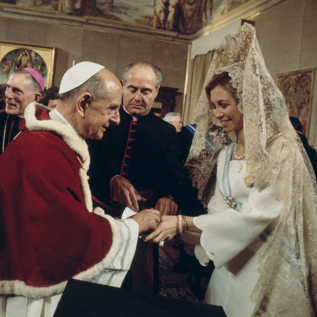 La reina Sofía con el papa Pablo VI (1977)