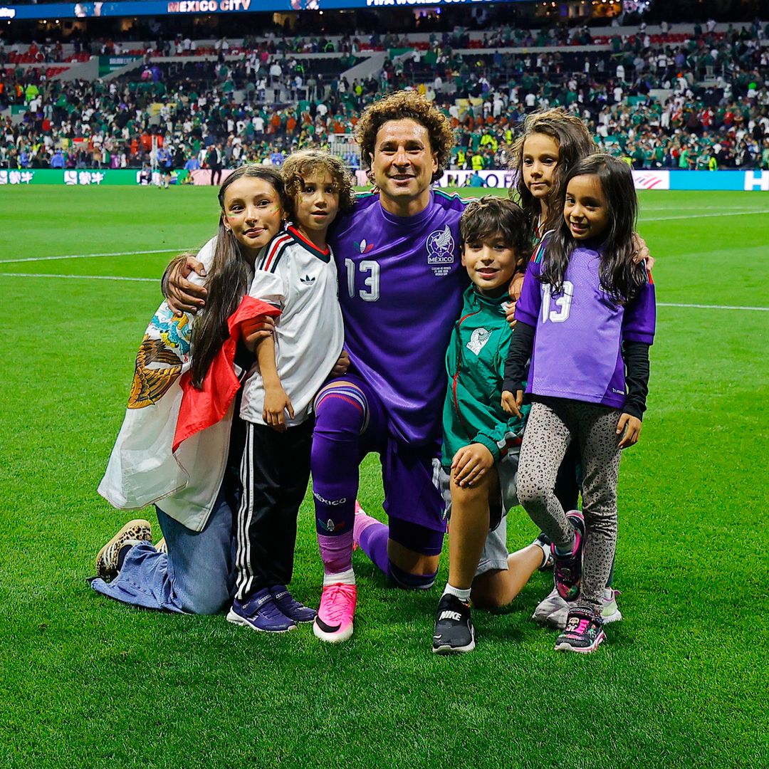 El especial festejo de Memo Ochoa con sus hijos tras la victoria de México en el Mundial 2026
