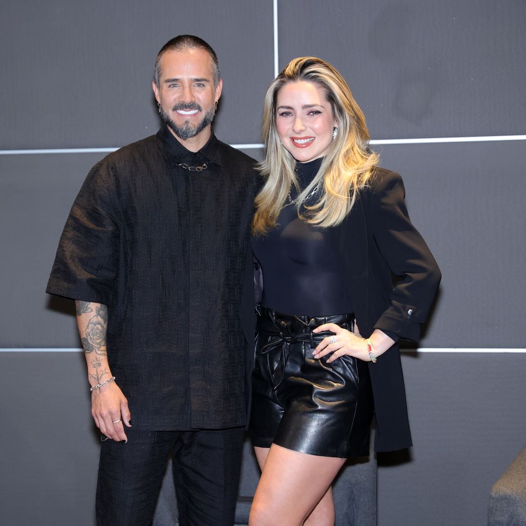 Ariadne Díaz revela que contagió a su ex, José Ron, de Covid-19 por un beso de telenovela