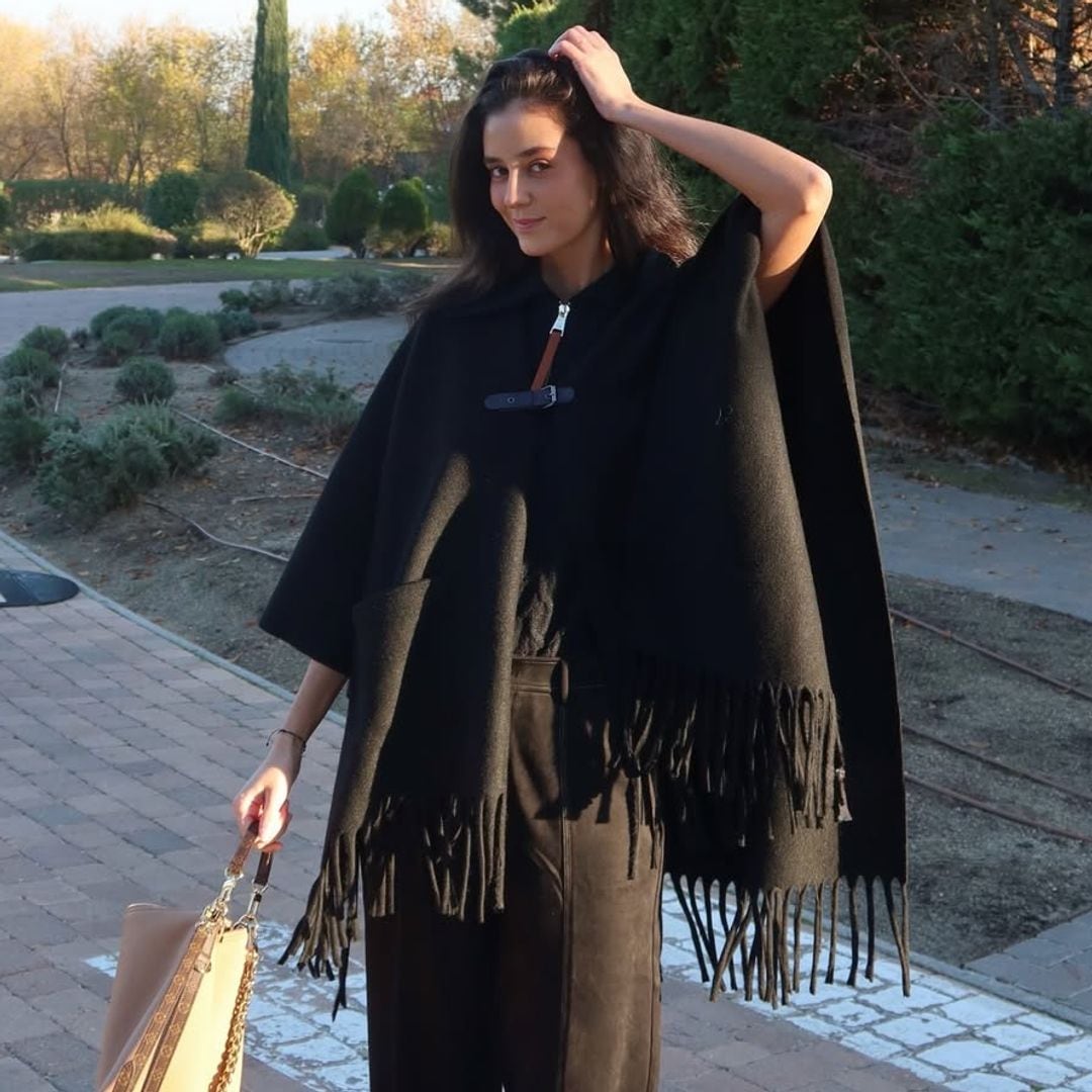 La capa de punto que Victoria Federica ya lleva y que ficharemos en Zara esta semana