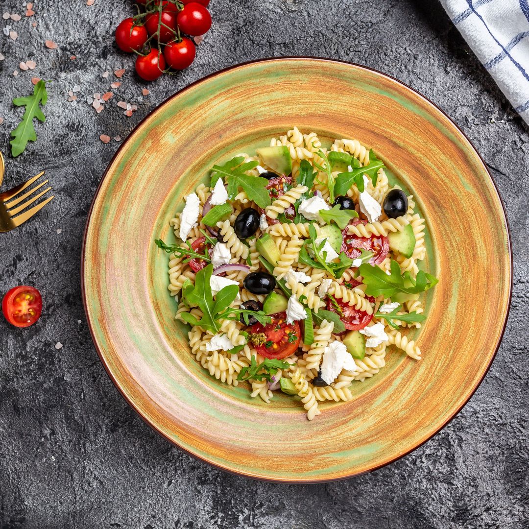 RECETA FRESQUITA DEL DÍA. La ensalada de pasta más rápida que puedes preparar: casera, sencilla e ideal para cualquier momento