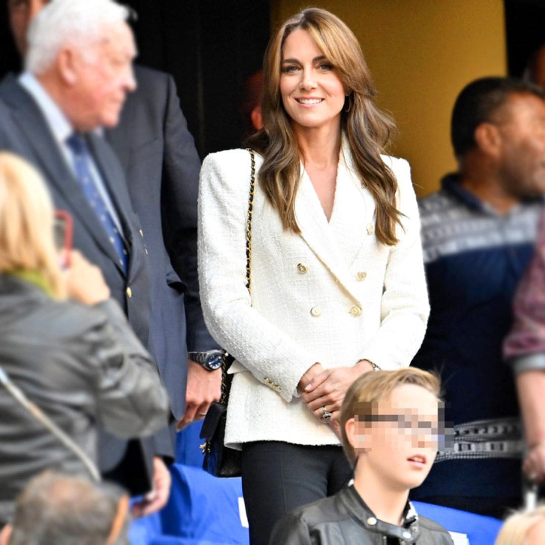 La princesa de Gales encuentra entre sus chaquetas de Zara el mejor look para ir al rugby en Marsella