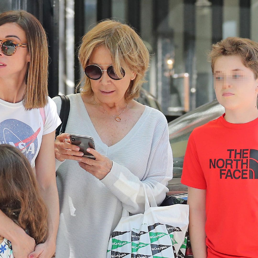 Alba Santana, hija de Mila Ximénez, y su discreta vida familiar en Ámsterdam con su marido e hijos