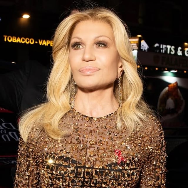 Donatella Versace en la premiere del musical de 'El diablo viste de Prada'