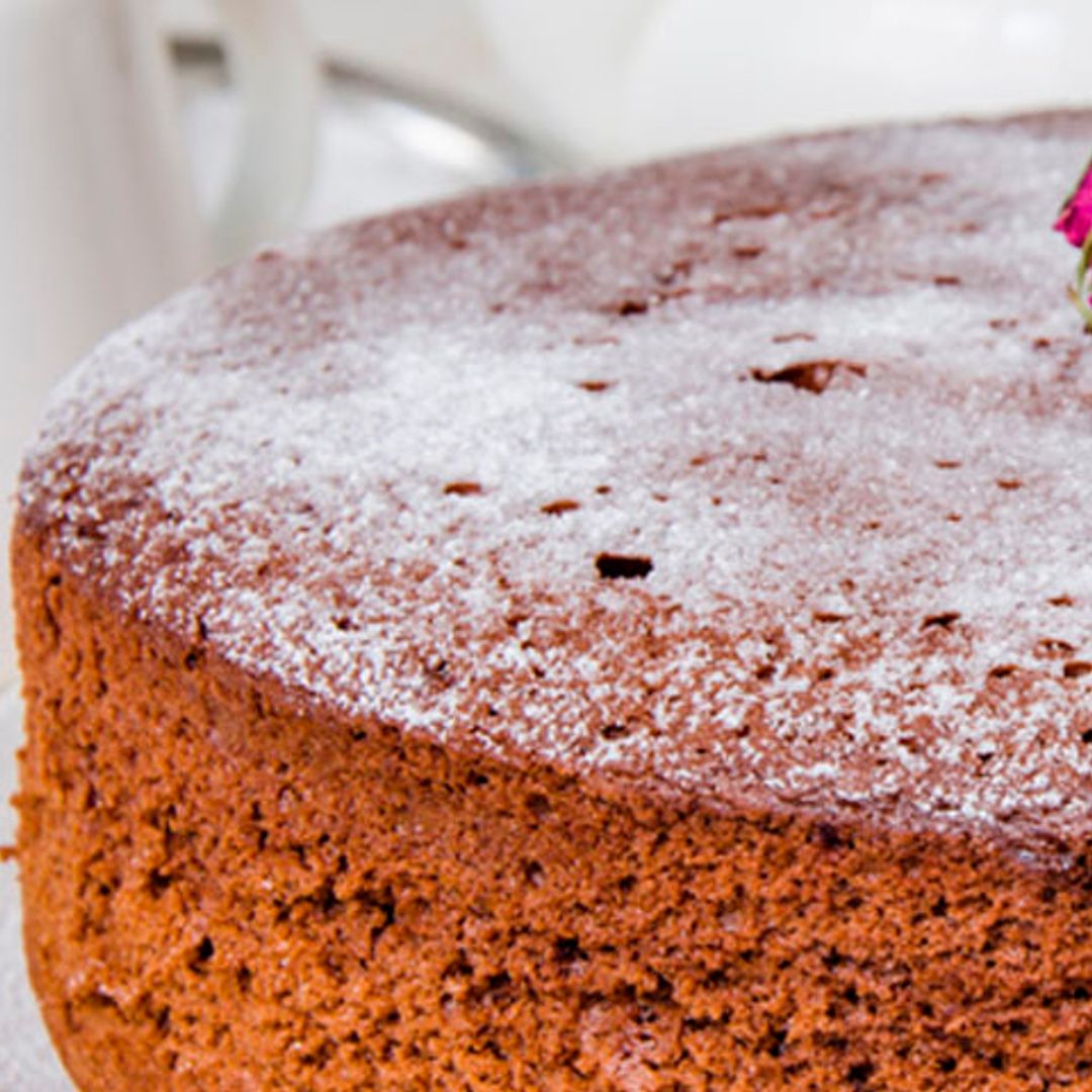 'La vie en rose': receta de bizcocho de chocolate y rosas