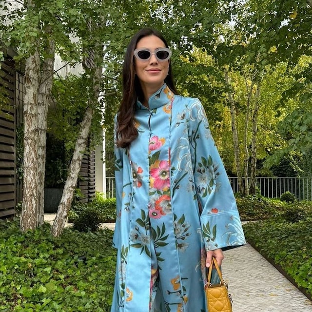 Sassa de Osma con kimono y pantalón estampado de Philippa 1970